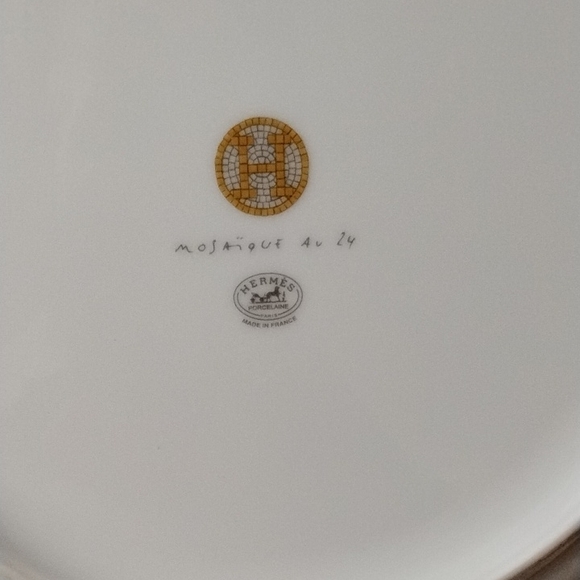 Mosaic Gold Dinner Plate - Picture 3 of 6